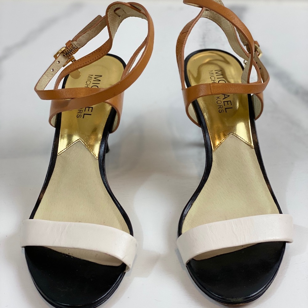 Sold 🛑Michael Kors Tri-color heels
